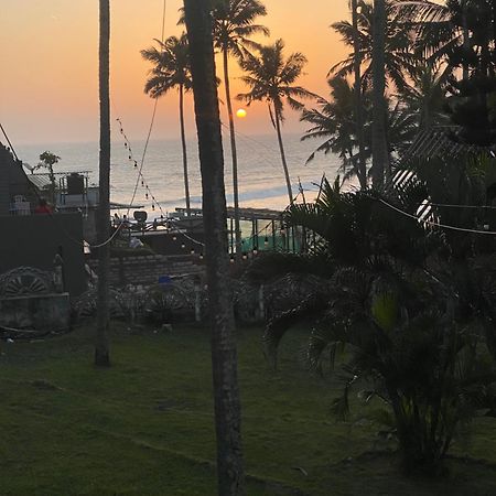 Hellovarkala Beach Resort Ngoại thất bức ảnh