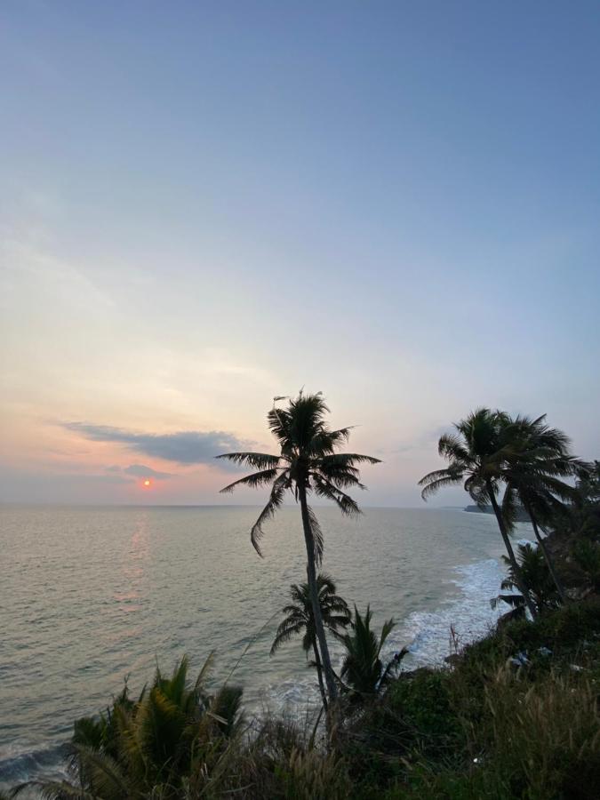 Hellovarkala Beach Resort Ngoại thất bức ảnh